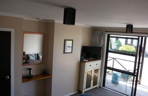 Leamington Casa | 73 Milton Accommodation
