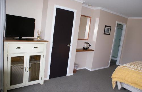 Leamington Casa | 73 Milton Accommodation