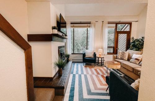Glacier Apartamento | 73SW - WiFi - F P - WithD - Sleeps 6 home