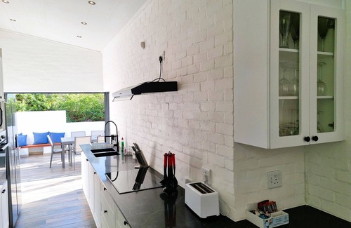 Mountainside Casa | 4 Bedroom Vacation home with sweeping views