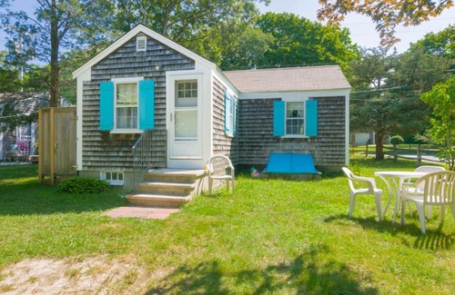 East Sandwich Casa | 77 Ploughed Neck Road East Sandwich - The Little House