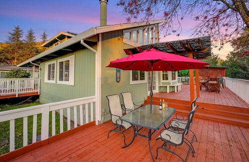 Santa Rosa Casa | 7BD/4.5BA Santa Rosa Estate w/ HotTub, Games, BBQ!
