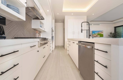 Sunset Beach Casa | 7BD Oceanfront Rental