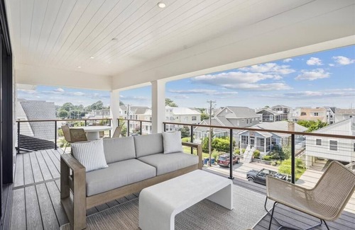 Bethany Beach Casa | 7BR Beach House w/Elevator & Wolf Kitchen