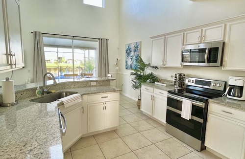 Crescent Lakes Casa | 7BR POOL/SPA RENTAL NEAR DISNEY, ETC