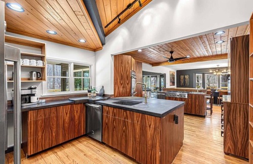 Asheville Casa | 7k sq ft Mountain Estate -The Most Epic Experience