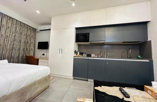 Khattalwada Apartamento | 7th Heaven By HomeGlow Retreat
