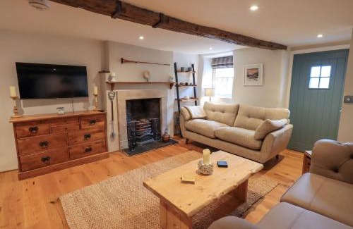 Ambleside Casa | 8 12 Church Street