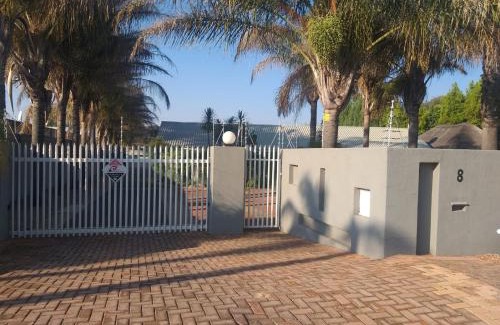 Klerksdorp Casa | 8 Austin Street Accommodation