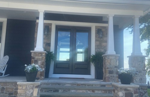 Butte Des Morts Casa | 8 bed 7 bath custom built lake house.