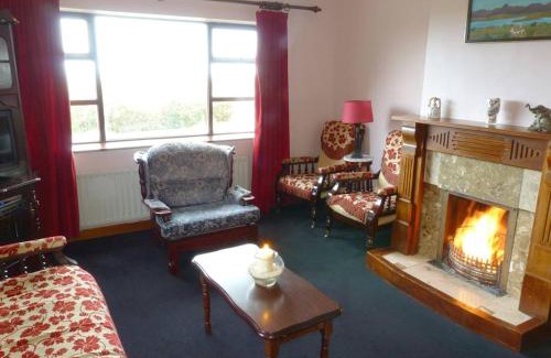 Cloonamanagh Casa | 8 Bed in Louisburgh oc-ii14401
