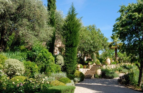 Grasse Villa | 8 BEDROOM AUTHENTIC PROVENCAL LUXURY BASTIDE, PERFECT FOR FAMILY HOLIDAYS