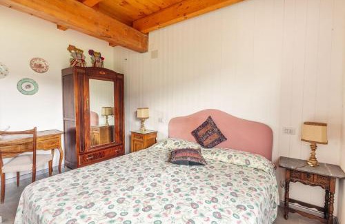 Uscio Casa | 8 beds- surrounded by greenery with parking