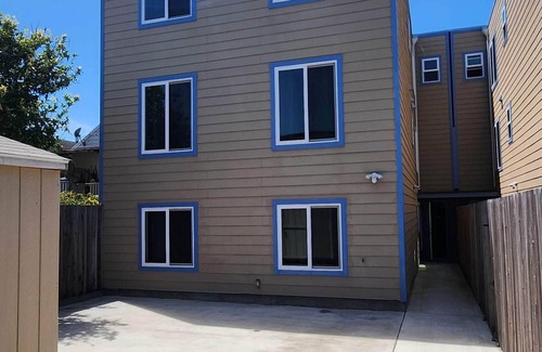 Daly City Casa | 8-BR, 8-Bath Home: Your Perfect Staycation near SF