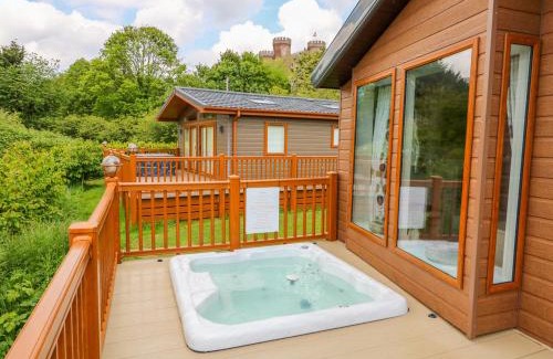 Tattershall Casa | 8 Castle View