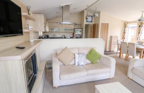 Tattershall Casa | 8 Castle View