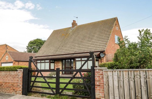 Hinderwell Casa | 8 Coronation Avenue