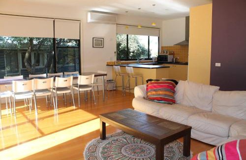 Silverleaves Casa | 8 Honeysuckle Grove Silverleaves