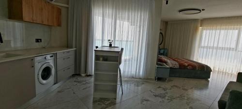 Bat Yam Hotel | 8 Hotel Apartment Short Time TLV BAT YAM