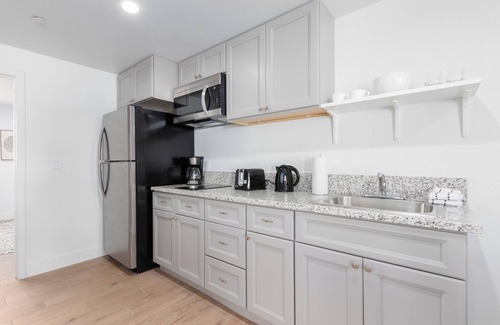 Mammoth Lakes Apartamento | #8 In town NEW apartment by restaurants