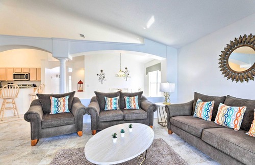 Eagle Pointe South Casa | 8 Mi to Disney World: Home w/ Lanai + Game Room!