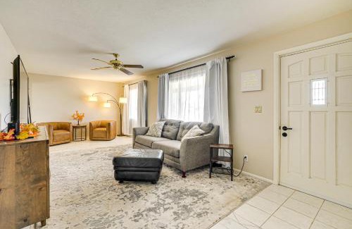 Youngtown Casa | 8 Mi to State Farm Stadium Home in Youngtown
