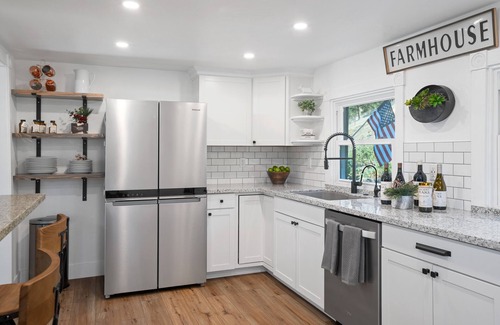 San Luis Obispo Casa | 8 Mile House Deluxe-Experience California Tranquility at this Historical Home