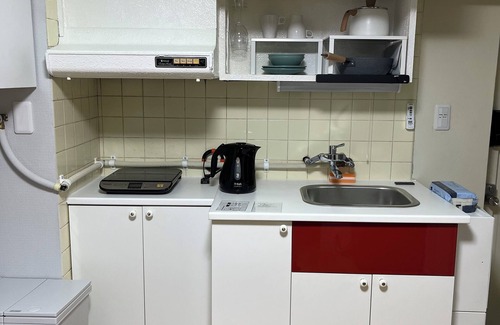 Sumiyoshi Condominio | 8 min from Watanabe-dori Station, 7 min from Canal City, 9 min from Tenjin-minami Station, 26.5 ㎡ Easy access to central Fukuoka