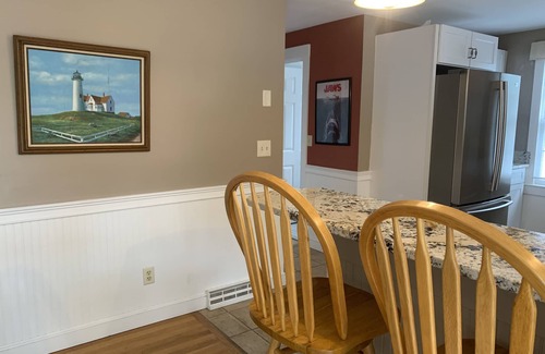 Silver Beach Casa | 8 minute walk to Silver Beach