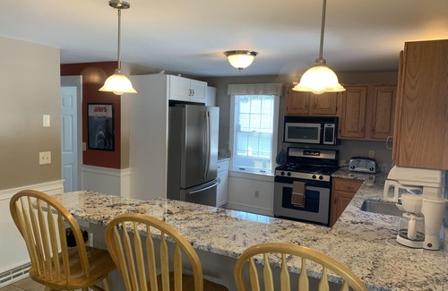 Silver Beach Casa | 8 minute walk to Silver Beach