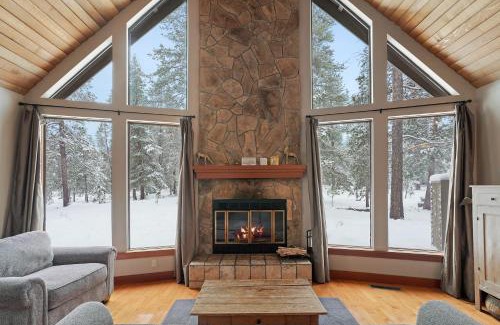 Deer Park Casa | 8 Mt Baker Home with Hot Tub