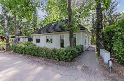 Diessen Casa | 8 pers vakantiehuis met natuur- sauna en bubbelbad