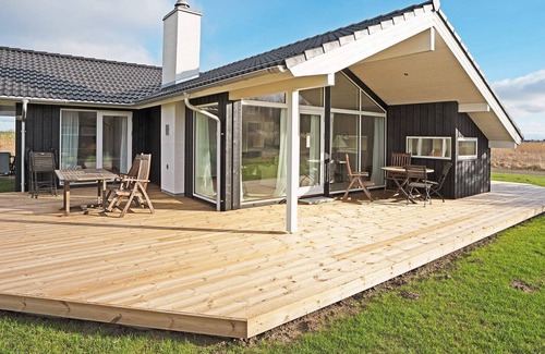 Rodby Casa | 8 person holiday home in Rødby