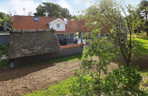 Øster Melholt Casa | 8 person holiday home in Hals
