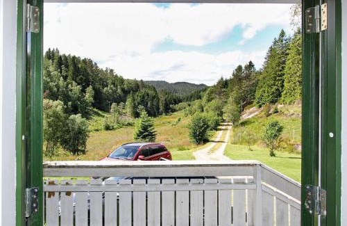 Lyngdal Casa | 8 person holiday home in Kvås