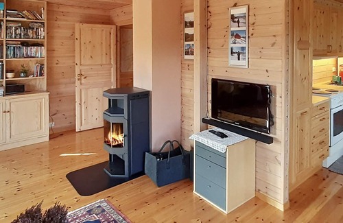 Tjørhom Casa | 8 person holiday home in Tjørhom