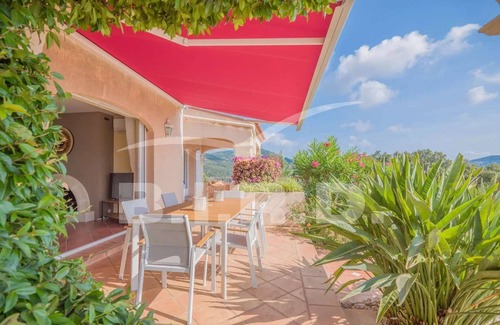Plage de la Garonnette Casa | 8-person villa with panoramic view close to the beach