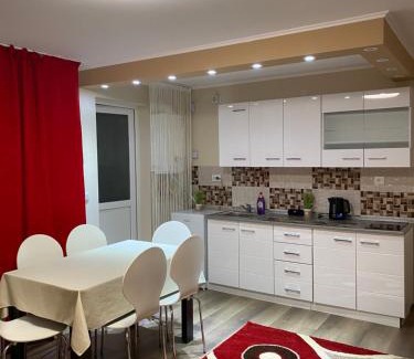 Cavnic Apartamento | 8 RESIDENCE APARTAMENT