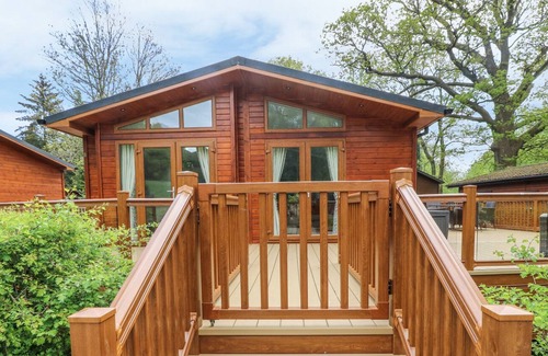 Troutbeck Bridge Cabina | 8 Madera de Waterside, PUENTE DE TRUCHA