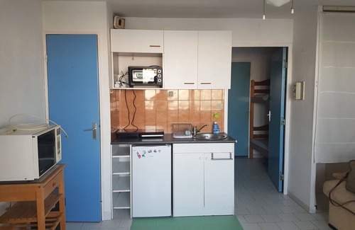Mireval Apartamento | 80 m from the beach, 27 m2 studio for rent
