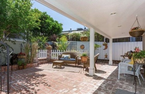 Kensington Cabaña | 800 sq ft oasis in kensington