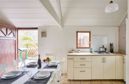 Loctudy Chalet De Esquí | 800 m de la playa, acogedor chalet para 4 personas