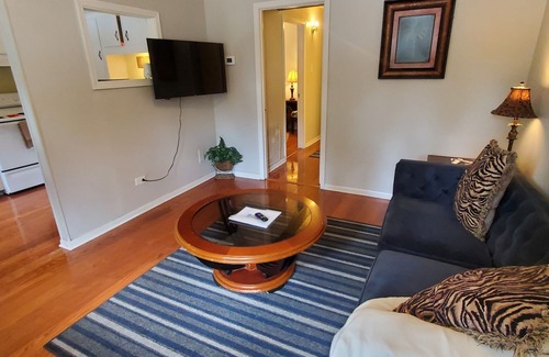 West Monroe Apartamento | 803A for work or short stays