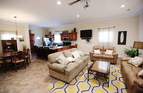 Ashley Oaks Casa | 8043 New Construction in the HEART of Knoxville!