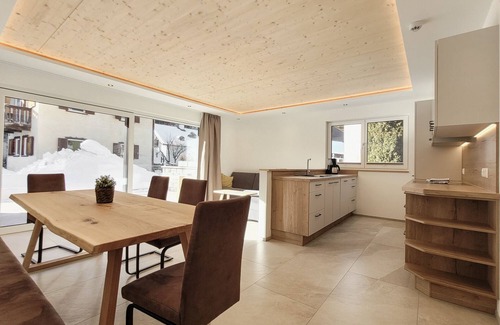 Bichlbach Apartamento | 80m² Moderne Ferienwohnung mit Terrasse, Gratis Badesee, 100m bis zum Skigebiet
