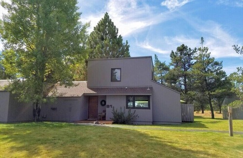 Sunriver Condominio | 81 Meadow House: condominio de 2 dormitorios / 2 baños en Sunriver, para 4 personas