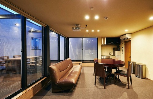 Shinjuku Hotel | 81Terrace included MUSASHI Condo Shinjuku2F Terrace Suite / Shinjuku-ku Tokyo