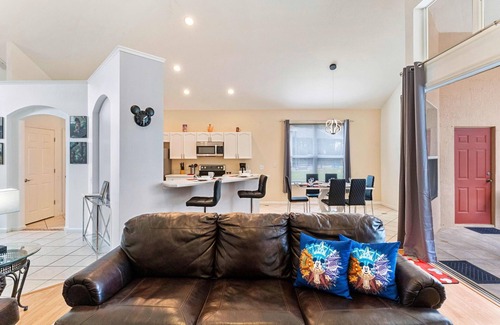 Windsor Palms Cabaña | 8213 Fan Palm Way