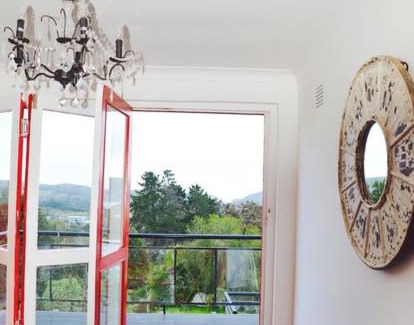Old Place Casa | 84 Milkwood Drive with Solar Energy