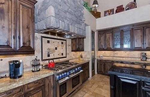 Cave Creek Casa | 8400sf Espectacular Mansión PISCINA y mini golf de Scottsdale / Cave Creek (16 camas)
